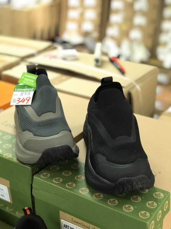 開倉特賣｜銅鑼灣時代廣場聖誕優惠低至1折！運動鞋/卡通被套/羊毛被$299起！Doughnut/Champion/Columbia/Josef Seibel