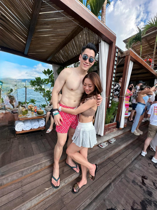 33歲港姐亞軍拍拖6年宣布結婚喜訊！雪地晒超巨型鑽戒閃爆：特別的聖誕