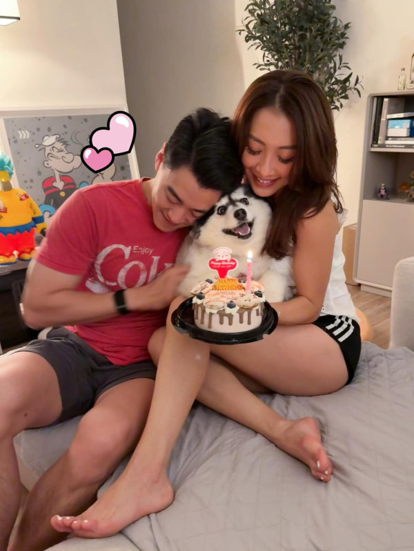 33歲港姐亞軍拍拖6年宣布結婚喜訊！雪地晒超巨型鑽戒閃爆：特別的聖誕