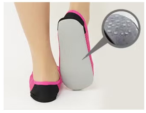 圖片來源:GUNZE官網 長途機Gunze救腳神物!網民激推可摺疊防水鞋:極輕帶上機換 飛14鐘唔腳腫唔怕踩濕腳