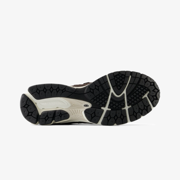 (catalog website) 只帶一對鞋旅行是它!NB這款全能鞋被日韓推爆!防水透氣行萬步不累唔使用腳墊