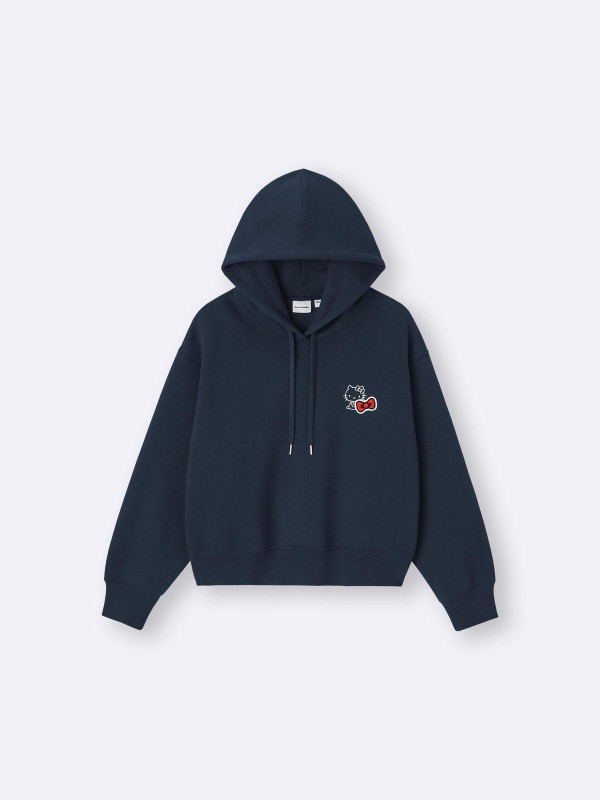 GU x Sanrio聯乘系列全線登場！必搶Hello Kitty復古風衛衣/布甸狗睡衣$149起