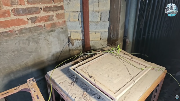 港人直擊轟動全港「四屍滅門命案」現場！小朋友衫仍掛衣架 網民：說不出的難受