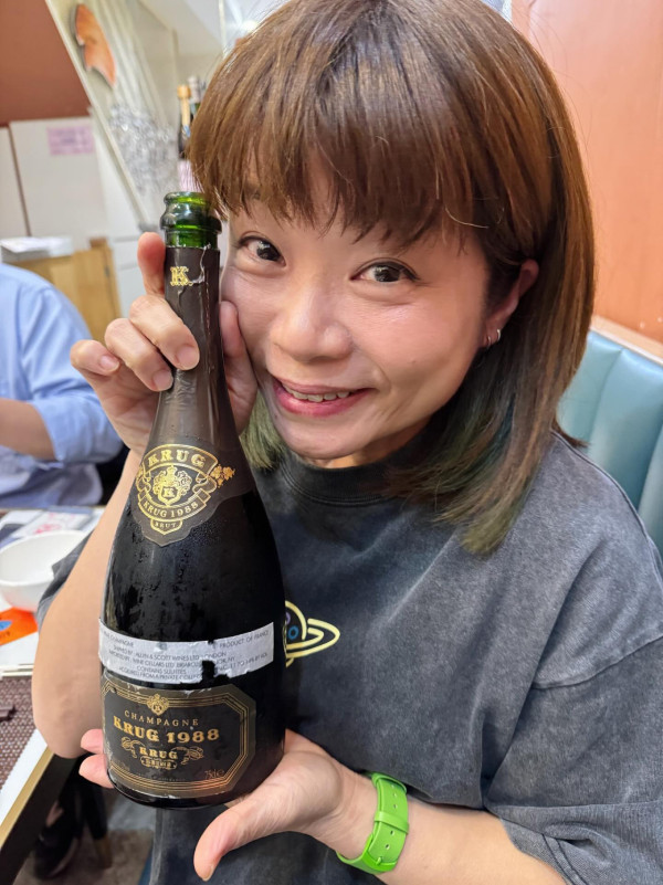 小儀結婚｜55歲小儀老公神秘身份疑似曝光 IG早有暗示！蘇民峰兩年前神預言應驗