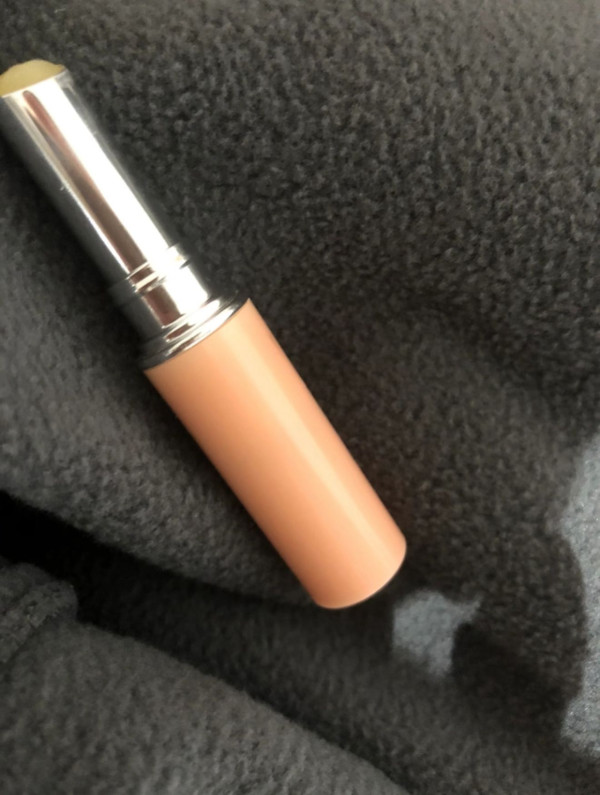 拉鍊卡死千祈咪大力扯！日本專家教1招「復活神技」　只需$2文具一塗即順