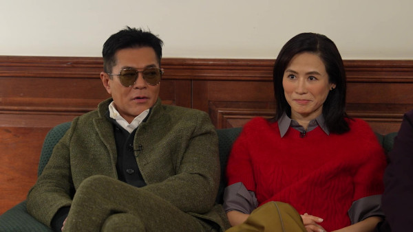 宣萱連環狂窒當眾施暴出手打古天樂？一舉動嚇到古仔縮開大喝：「唔好摸」