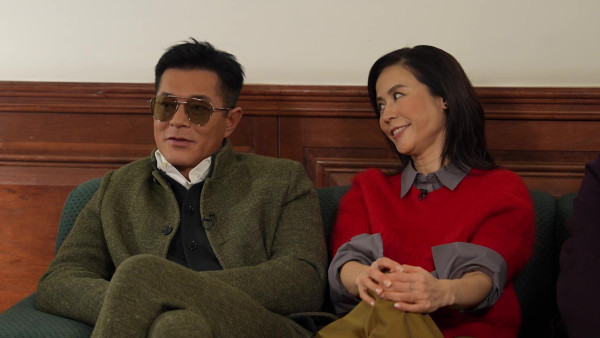 宣萱連環狂窒當眾施暴出手打古天樂？一舉動嚇到古仔縮開大喝：「唔好摸」