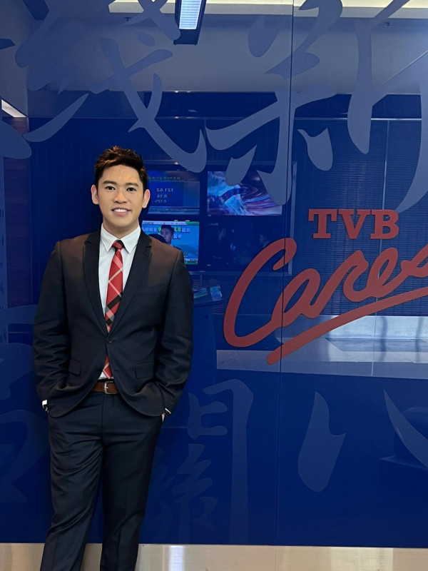 29歲TVB靚仔新聞主播宣佈離巢！撰長文揭7年辛酸史 直播中途流淚一幕最經典