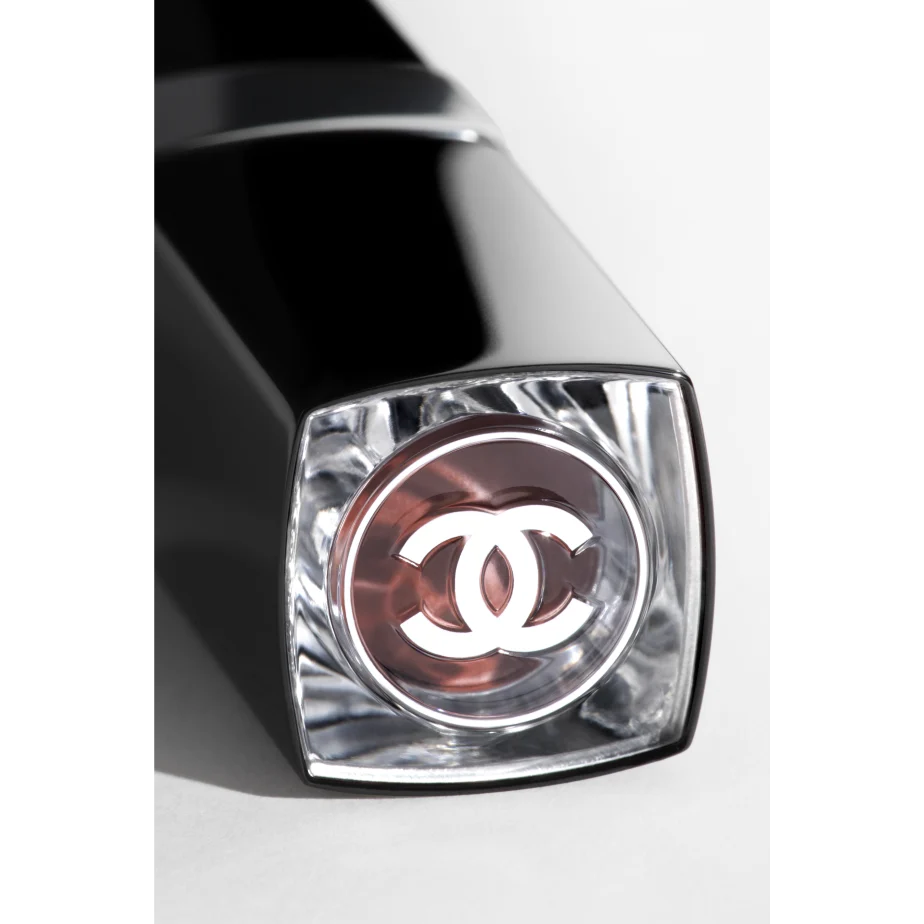 MUJI $98唇膏激似Chanel！網民讚色靚夠滋潤 平近$300買到「斷貨色」