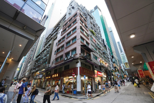 結業潮｜中環逾百年老店「春回堂」結業！街坊目擊招牌已拆！年底近億元沽舖離場...