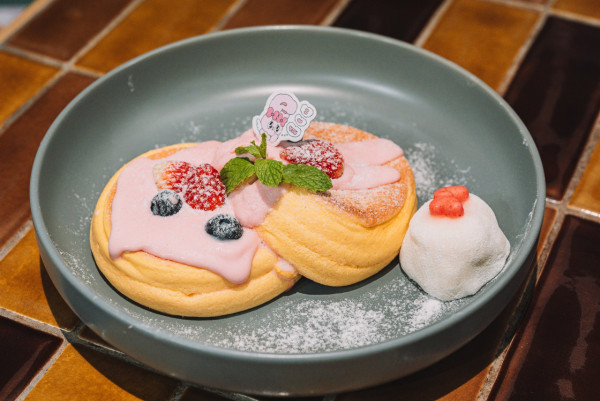 Esther Bunny主題餐廳登陸九龍灣/荃灣/屯門！1.8米打卡公仔/限定餐點/限量紀念品/可愛盲盒