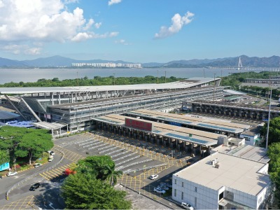 深圳機場返港只1.5小時!港媽實測教行極速路線直達市區 網民加碼授慳錢攻略