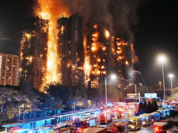 港男遇中年母女疑打尖上巴士 霸氣當面拍片公審 中年婦一句打尖神邏輯惹怒網民【有片】