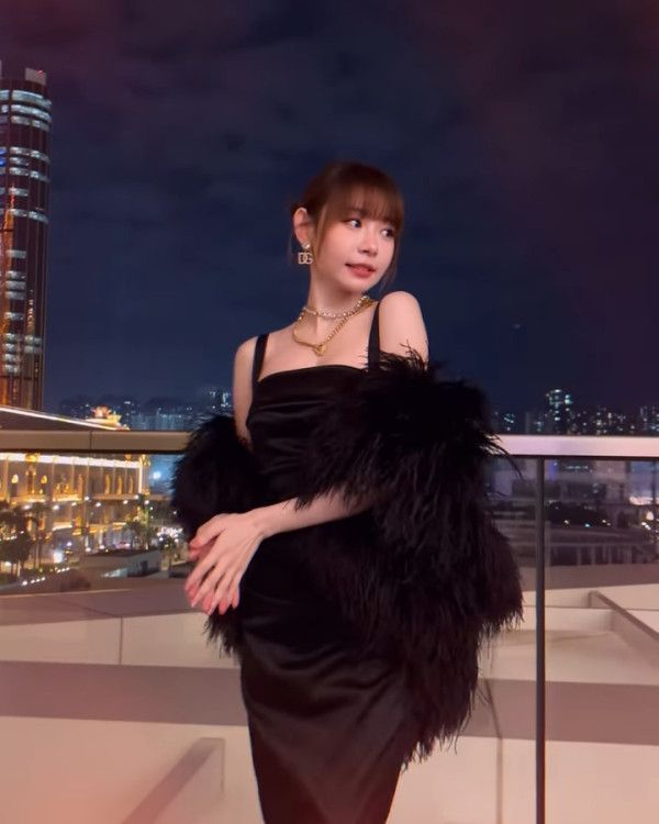 林明禎捨棄短髮重回長髮造型女人味爆發！抬頭誘惑視角震撼網民：流晒鼻血