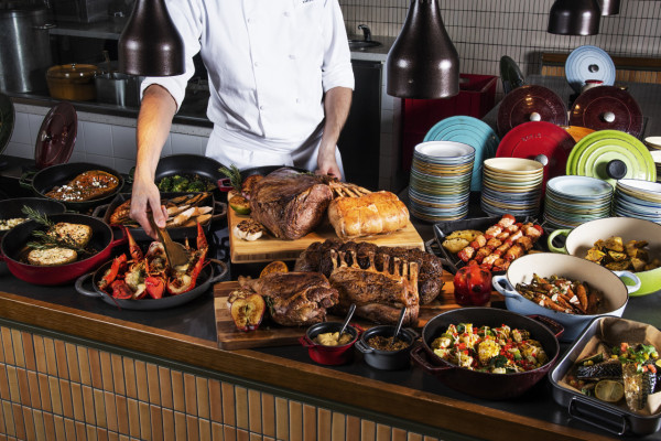 逸東酒店自助餐買1送1！3小時任食韓國美食！生蠔/蟹腳/麵包蟹/韓式滷豬手/韓式烤牛肉/韓式刨冰