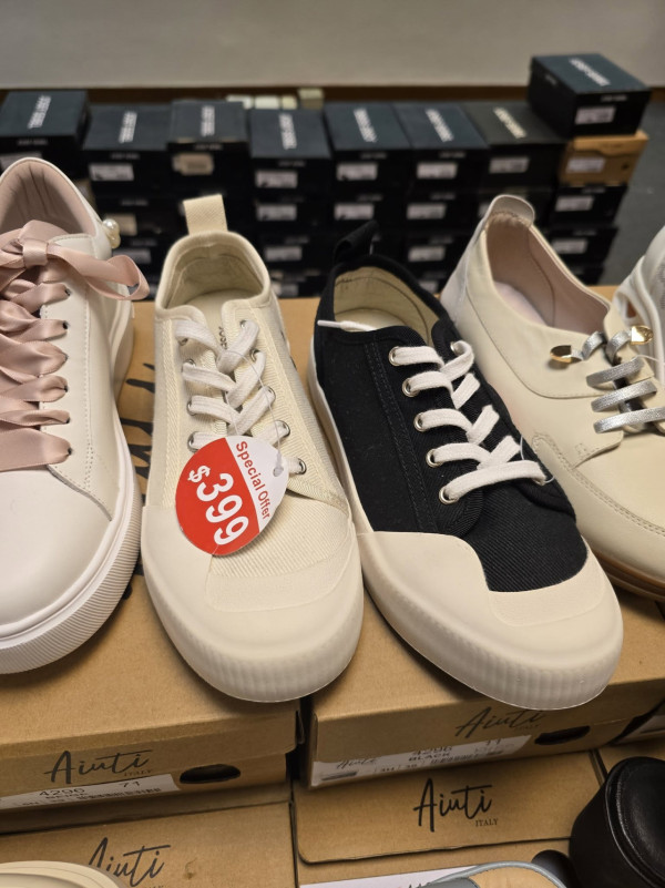 尖沙咀海港城新年開倉低至2折！休閒服飾/童裝/旅行用品特賣 COLE HAAN/Moonstar/Hallmark