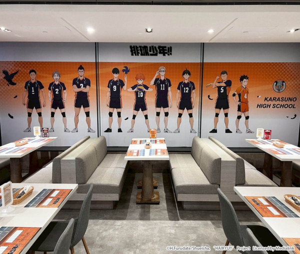 《排球少年!!》主題Cafe登陸尖沙咀！沉浸式打卡位/必試5大高校主題餐點