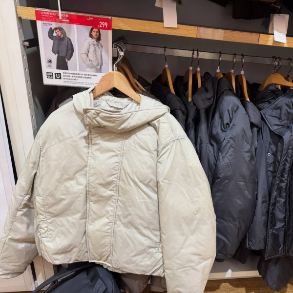 UNIQLO：C系列外套突大減！日本搶手款$599減至$299。圖片來源：Threads