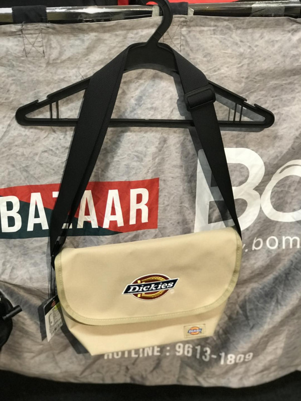 銅鑼灣時代廣場開倉低至1折！Doughnut/JANSPORT/FAIRFAX $199起！袋款/喼/外套/運動鞋新年特賣