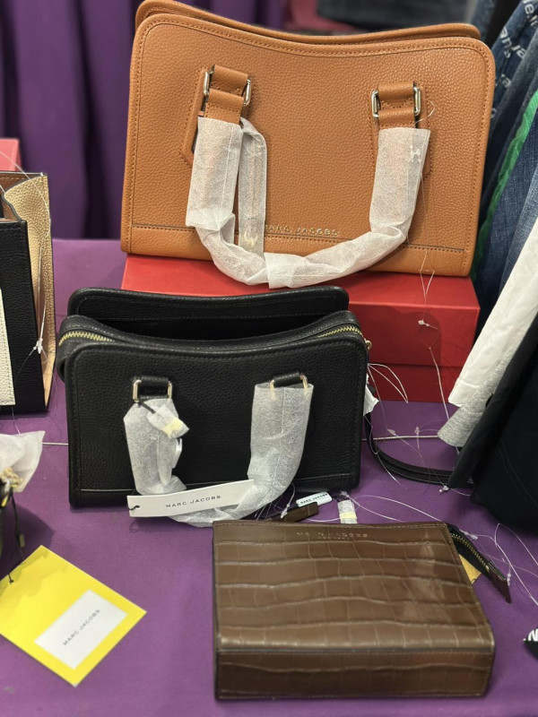 銅鑼灣時代廣場開倉低至1折！Doughnut/JANSPORT/FAIRFAX $199起！袋款/喼/外套/運動鞋新年特賣