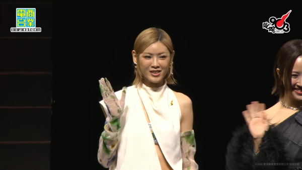 叱咤903頒獎禮2025｜Gin Lee李幸倪冧莊女歌手金獎 擊敗銀獎陳蕾再封后