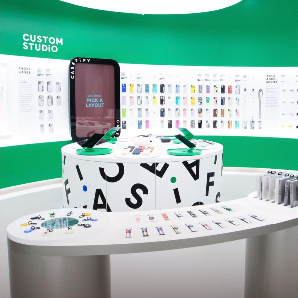 CASETiFY觀塘apm店驚傳結業！巨型圍板封舖　官網揭露真實去向