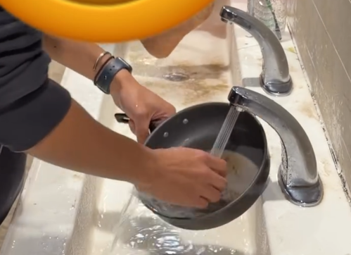 西貢碼頭淪「吉舖死城」？海濱餐廳排隊執笠　網民嘆：不如賣魚蛋燒賣