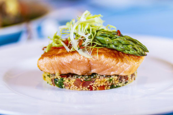 1月酒店自助餐優惠｜10大自助餐優惠推介：任食生蠔龍蝦/和牛海膽盛宴 買一送一/送AIA嘉年華門票