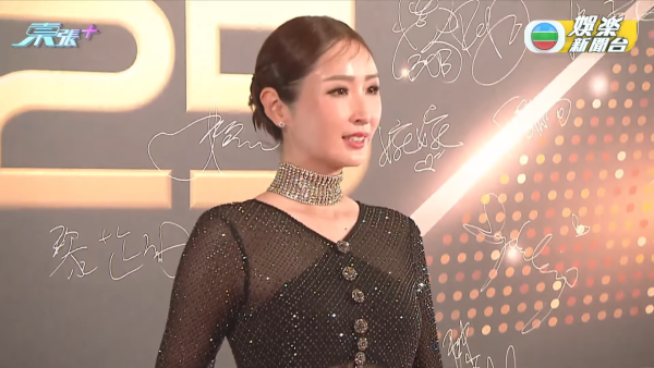 萬千星輝頒獎典禮2025｜紅地氈女星性感戰衣大晒冷！高清多圖逐個睇