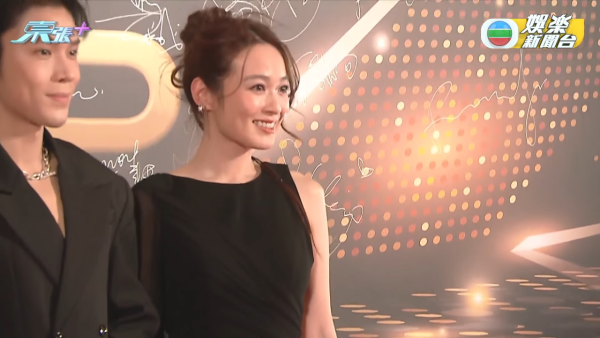 萬千星輝頒獎典禮2025｜紅地氈女星性感戰衣大晒冷！高清多圖逐個睇