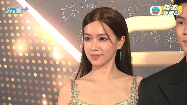 萬千星輝頒獎典禮2025｜紅地氈女星性感戰衣大晒冷！高清多圖逐個睇