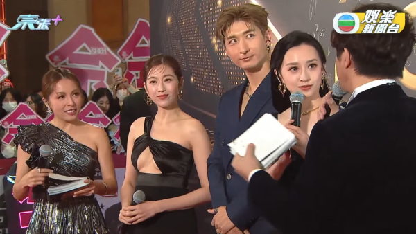 萬千星輝2025｜陳自瑤胸前「邪惡開大窿」露南半球 震撼谷胸秒殺全場從不令人失望