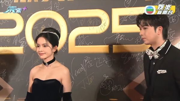 萬千星輝頒獎典禮2025｜紅地氈女星性感戰衣大晒冷！高清多圖逐個睇