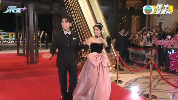 萬千星輝頒獎典禮2025｜紅地氈女星性感戰衣大晒冷！高清多圖逐個睇