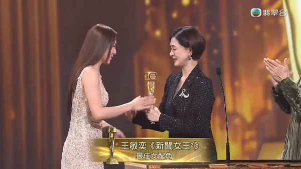 萬千星輝2025｜王敏奕大熱奪最佳女配角 力壓同劇勁敵龔慈恩高海寧