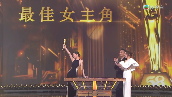 萬千星輝2025｜佘詩曼四屆視后締造香港歷史紀錄 四年四段得獎感言全部神對應