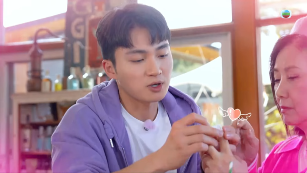 萬千星輝2025｜羅家英頒獎台上斥責周嘉洛「契弟」 當眾公審一行為「好唔安樂」