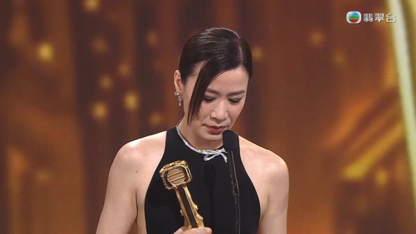 萬千星輝2025｜頒獎禮金人獎座身價曝光！原來係999.9千足純金 7位數天價驚人