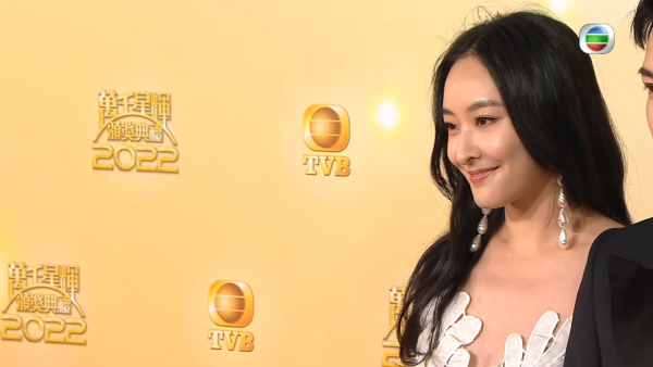 萬千星輝2025丨盤點8位缺席女藝人名單！有人徹底失寵？呢一位醜聞纏身焗住潛水