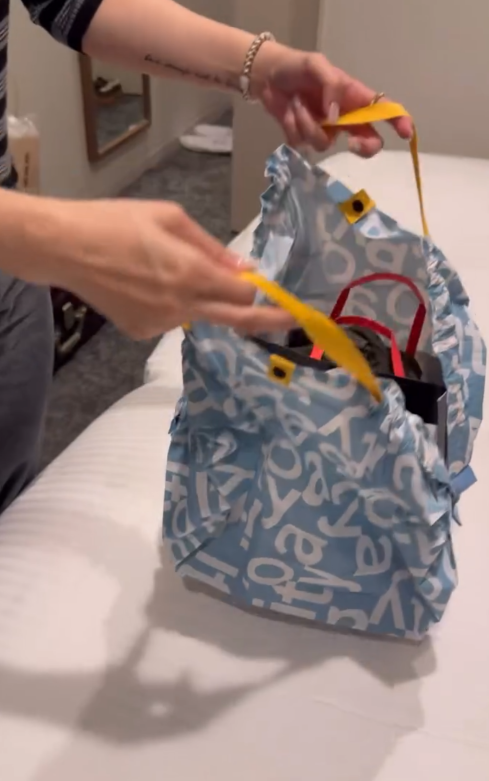 摺環保袋摺到躁？Donki「收納神袋」10秒變整齊！3大優點獲讚　網民回購：人類偉大發明