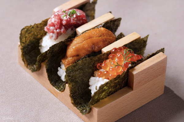 旺角康得思酒店自助餐買1送1！3小時任食北海道毛蟹/生蠔/鐵板煎鵝肝/鱈蟹腳/龍蝦/烤羊肩！