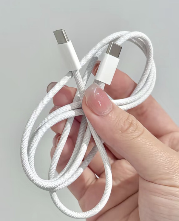 同樣係 USB-C 速度竟差 166 倍？2026 USB-C 避伏選購攻略 一文分辨充電、傳輸、影像輸出【唔使買錯嘥錢】