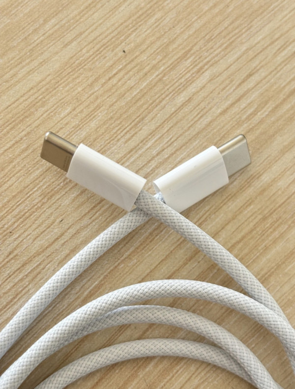 同樣係 USB-C 速度竟差 166 倍？2026 USB-C 避伏選購攻略 一文分辨充電、傳輸、影像輸出【唔使買錯嘥錢】