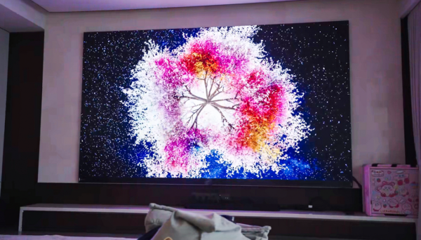 Samsung 會長都係 Labubu 粉絲？ 李在鎔現身京東 Mall 豪掃 100 盒盲盒！ 欣賞國產163吋大電視