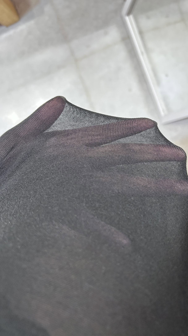 UNIQLO發熱衣被嫌「薄到透光」質疑真係暖？過來人實測平反：熱到出汗