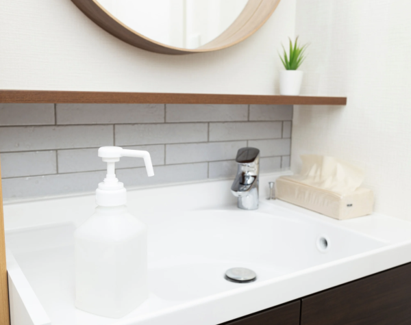 唔再論盡!MUJI旅行3寶網民激推︰近身袋安心免摷、0買到「流動儲物櫃」