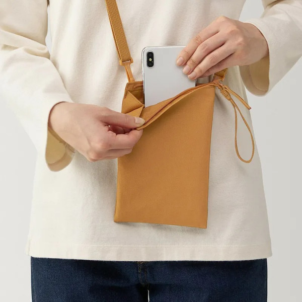 (muji 官網) 唔再論盡!MUJI旅行3寶網民激推︰近身袋安心免摷、0買到「流動儲物櫃」