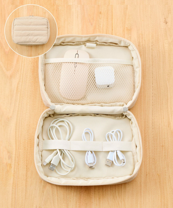 平替MUJI！3COINS電線收納包被搶瘋！尿袋火牛秒整齊電線不再打結 