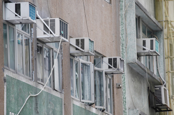 房署條例成焦點 網民警告或屬違規。圖片來源:HKET圖庫