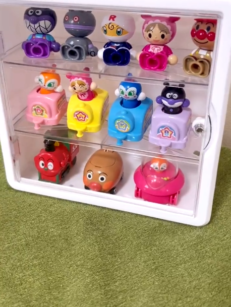 12蚊店瘋傳「盲盒神櫃」香港終於有！Threads爆紅網民喪搶　$39打造專屬痛櫃